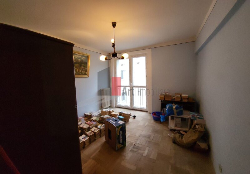 Metrou N. Grigorescu 50 m, apartament 3 camere.