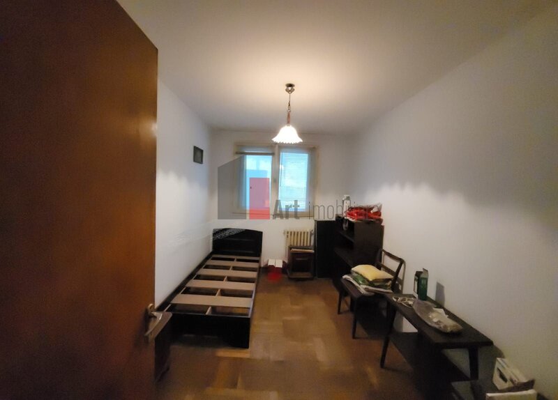 Apartament 3 camere 50m Metrou N. Grigorescu