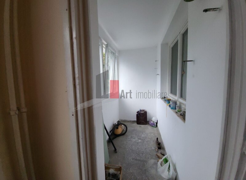 Nicolae Grigorescu 50 m Metrou, apartament 3 camere.